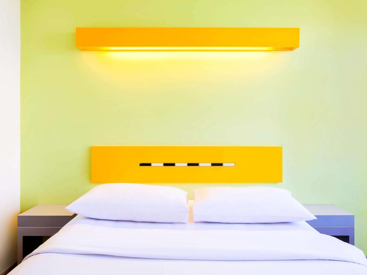 Ibis Budget Jakarta Cikini Ngoại thất bức ảnh