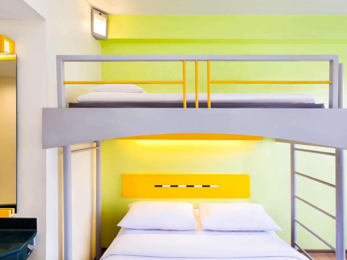 Ibis Budget Jakarta Cikini Ngoại thất bức ảnh