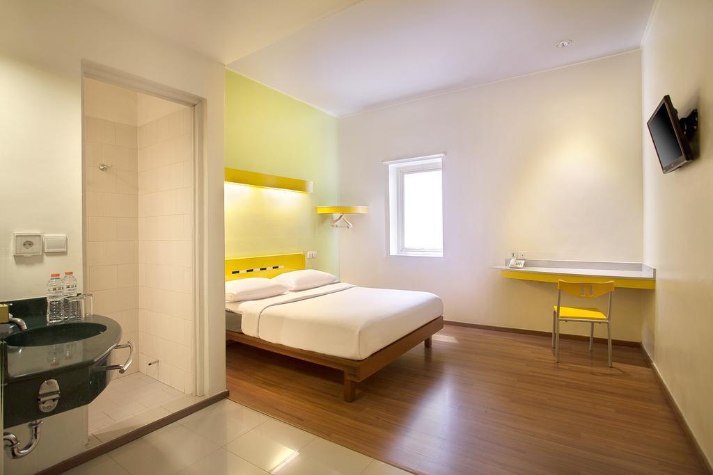 Ibis Budget Jakarta Cikini Ngoại thất bức ảnh