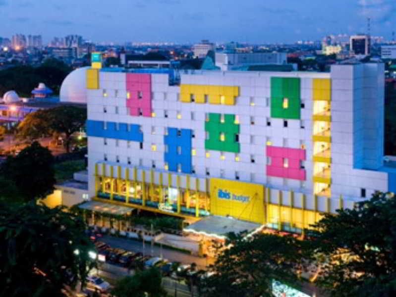 Ibis Budget Jakarta Cikini Ngoại thất bức ảnh