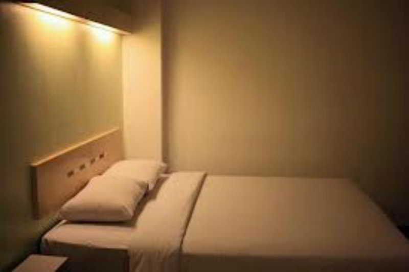 Ibis Budget Jakarta Cikini Ngoại thất bức ảnh